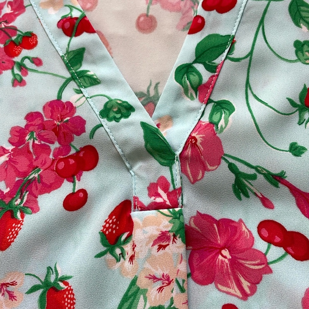 Ann Taylor Light Weight and Breezy Long Sleeve Summer Blouse - Picture 7 of 11